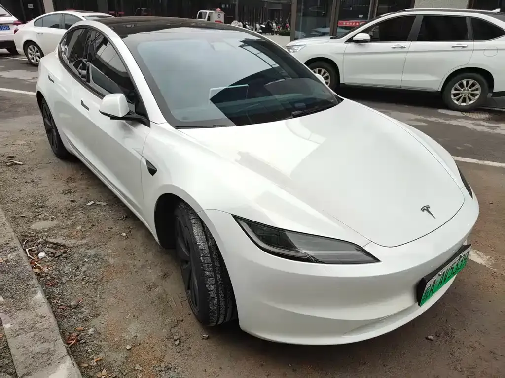 Tesla Model 3 2025 из CN, фото 5