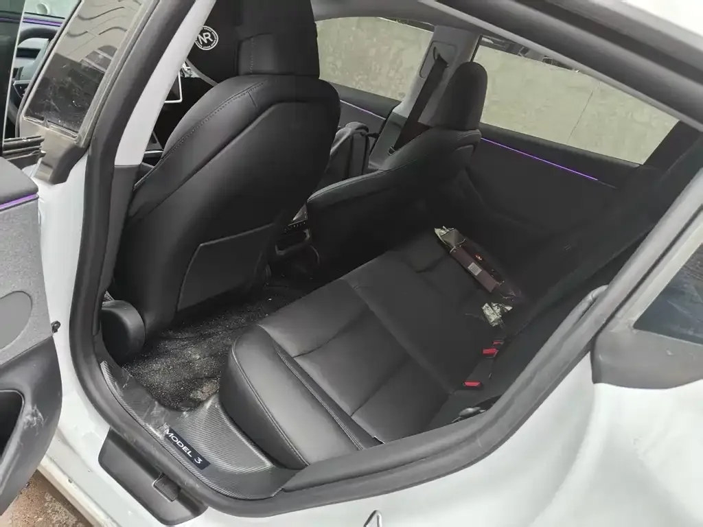 Tesla Model 3 2025 из CN, фото 3