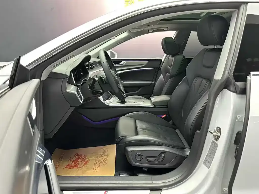 Audi A7 2022 из CN, фото 9