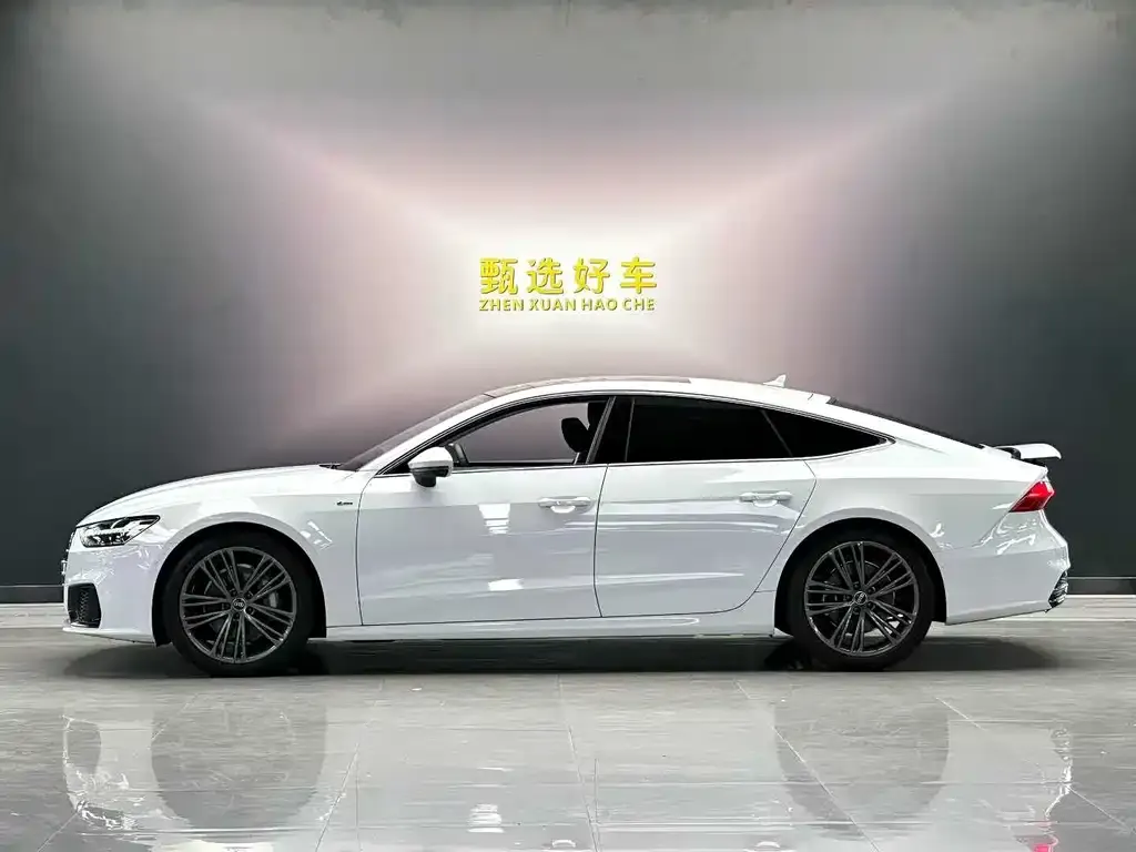 Audi A7 2022 из CN, фото 5