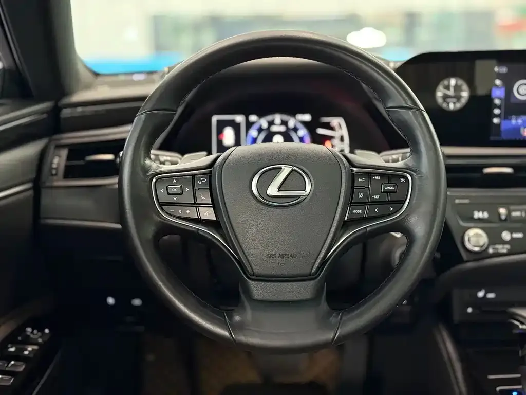 Lexus ES 2022 из CN, фото 4