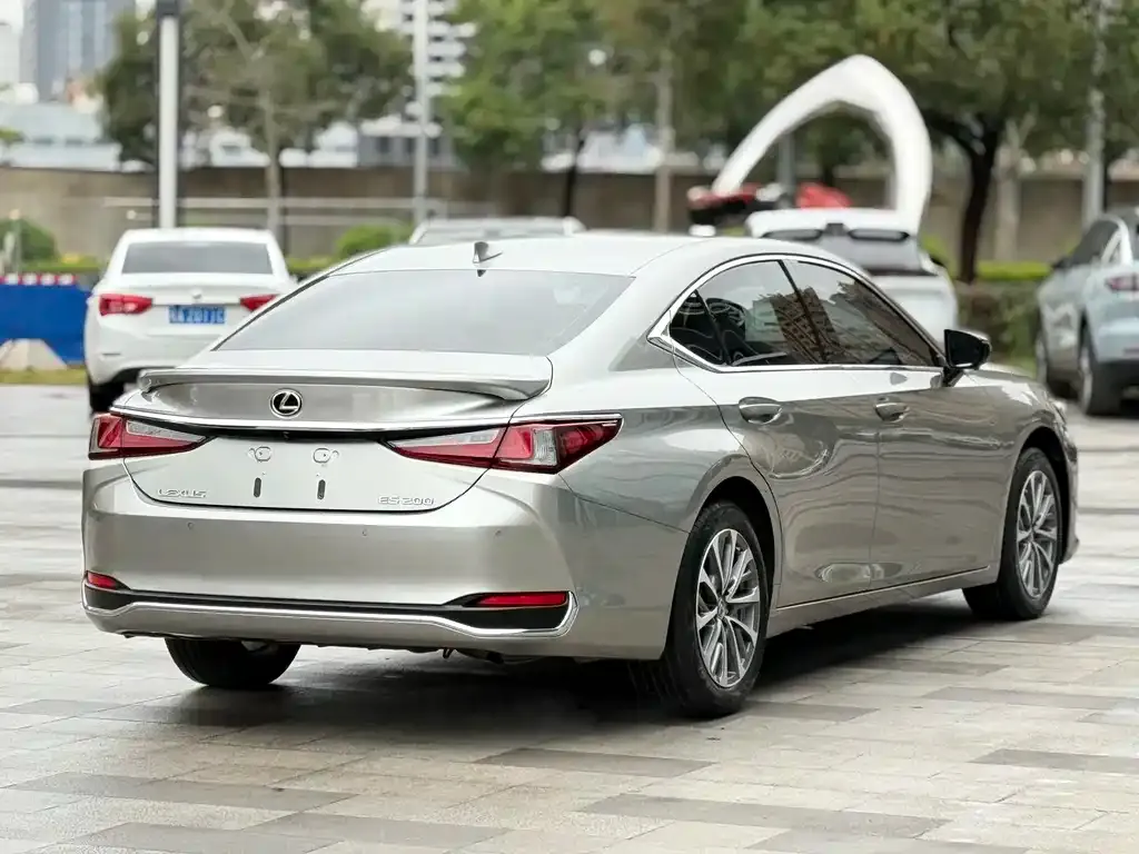 Lexus ES 2022 из CN, фото 3