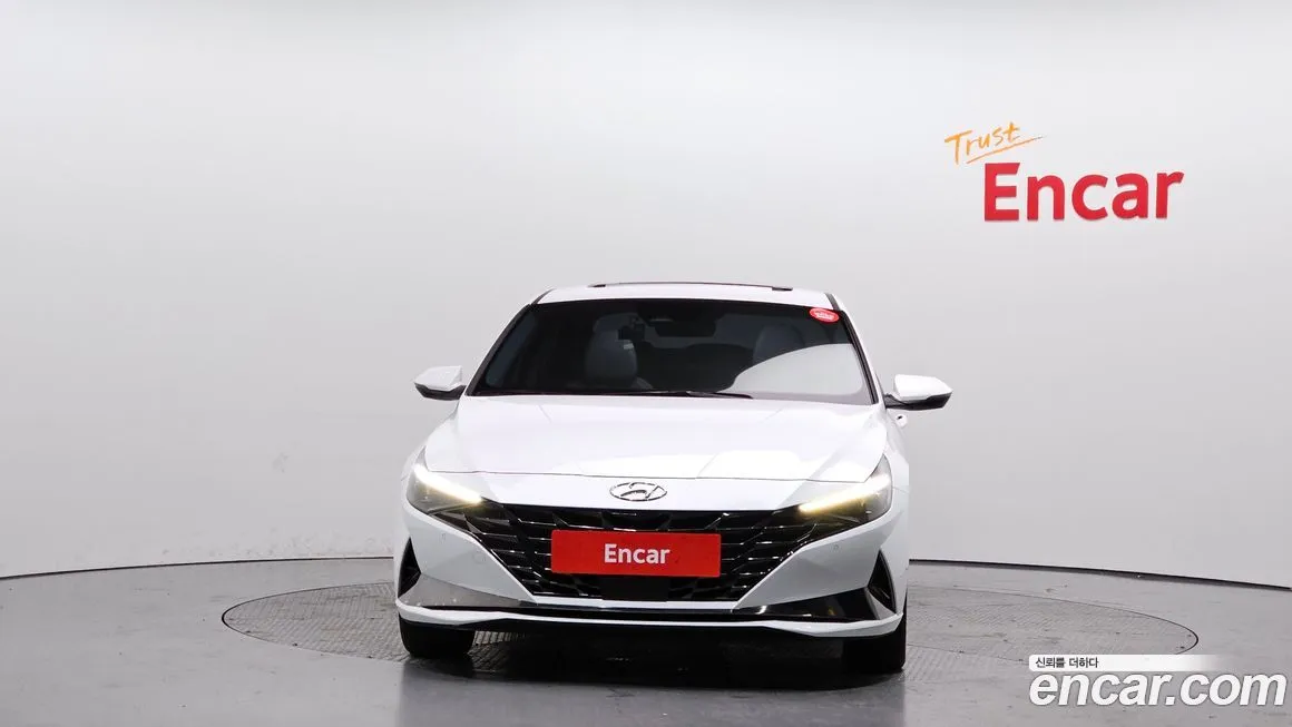 Hyundai AVANTE — фото 3