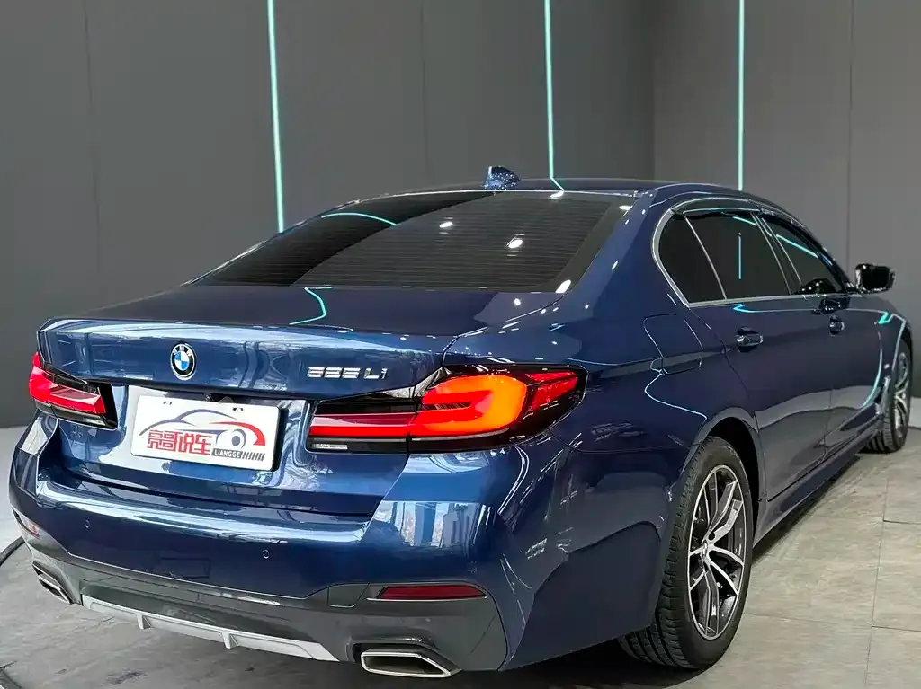 BMW 5 Series — фото 4