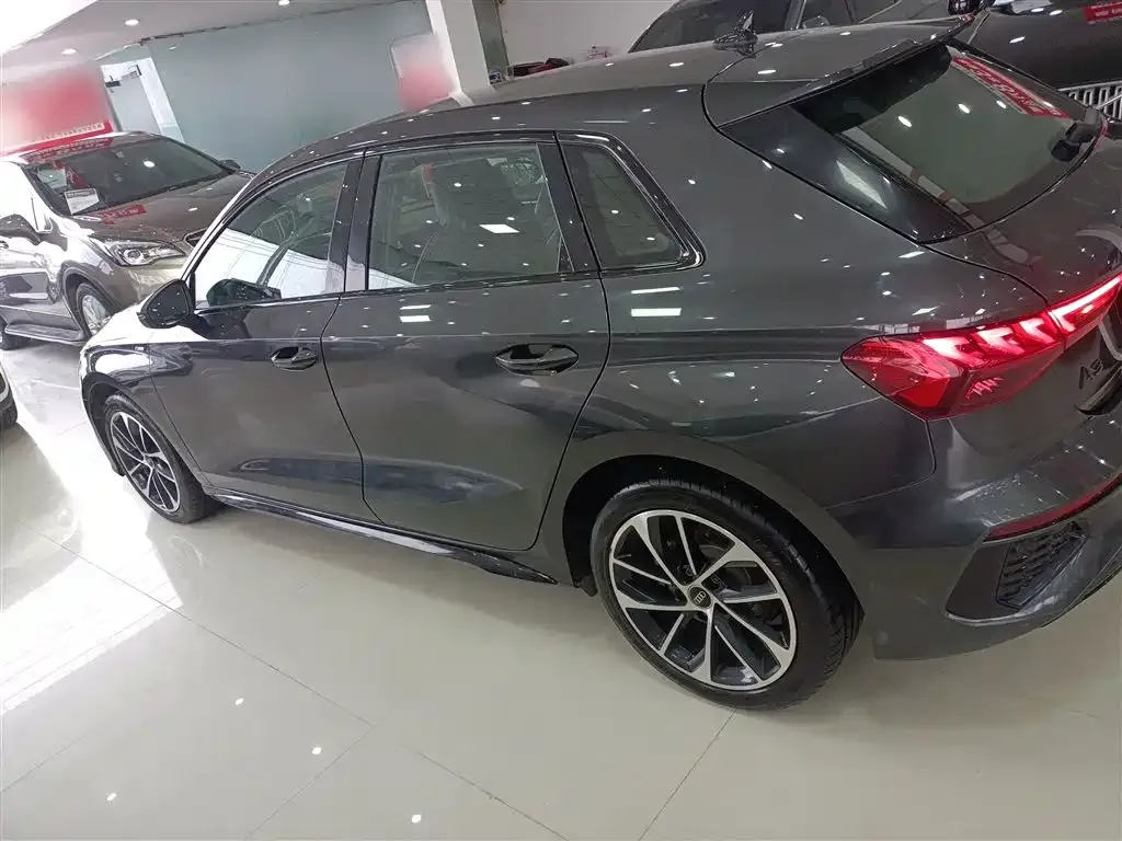 Audi A3 2023 из CN, фото 8