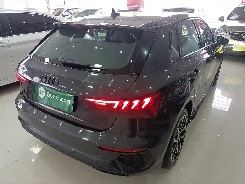 Audi A3 2023 из CN, фото 6