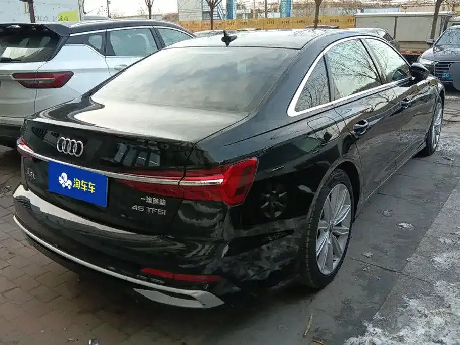 Audi A6L 2023 из CN, фото 5