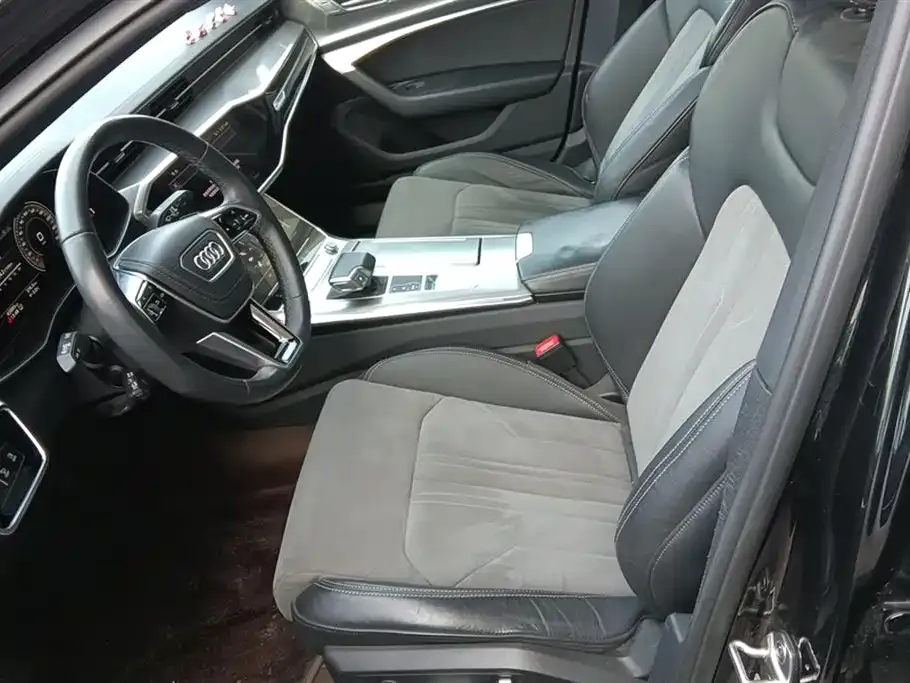 Audi A6L 2023 из CN, фото 9