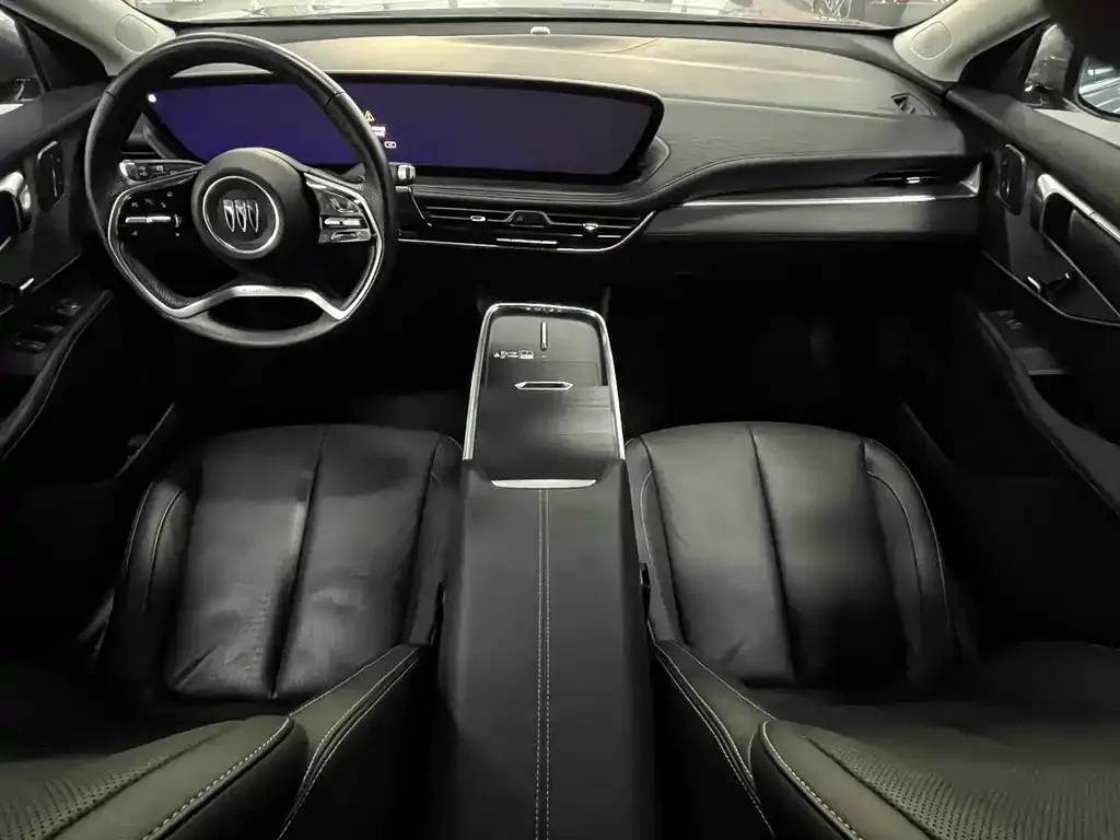 Buick LaCrosse — фото 10