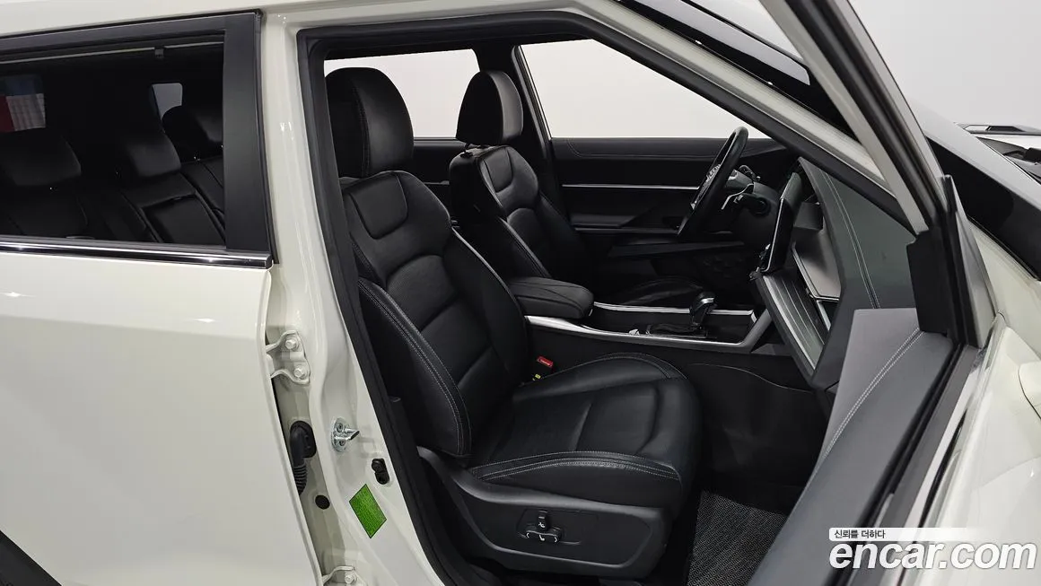 KG Mobility (Ssangyong) Torres — фото 6