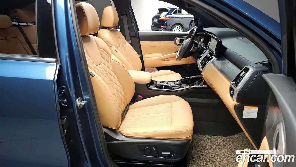 Kia Sorento — фото 10