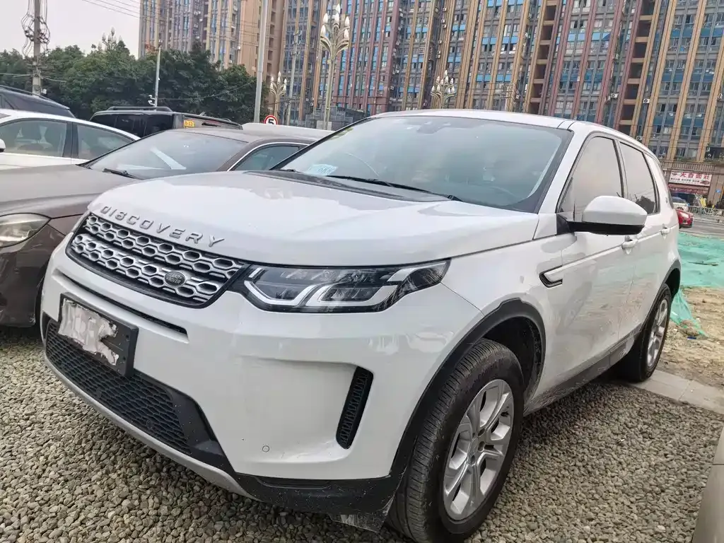 Land Rover Discovery Sport — фото 1