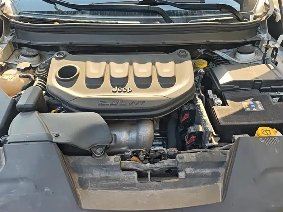 Jeep Cherokee 2021 из CN, фото 8