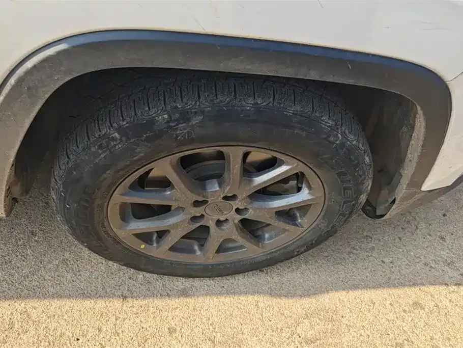 Jeep Cherokee 2021 из CN, фото 3