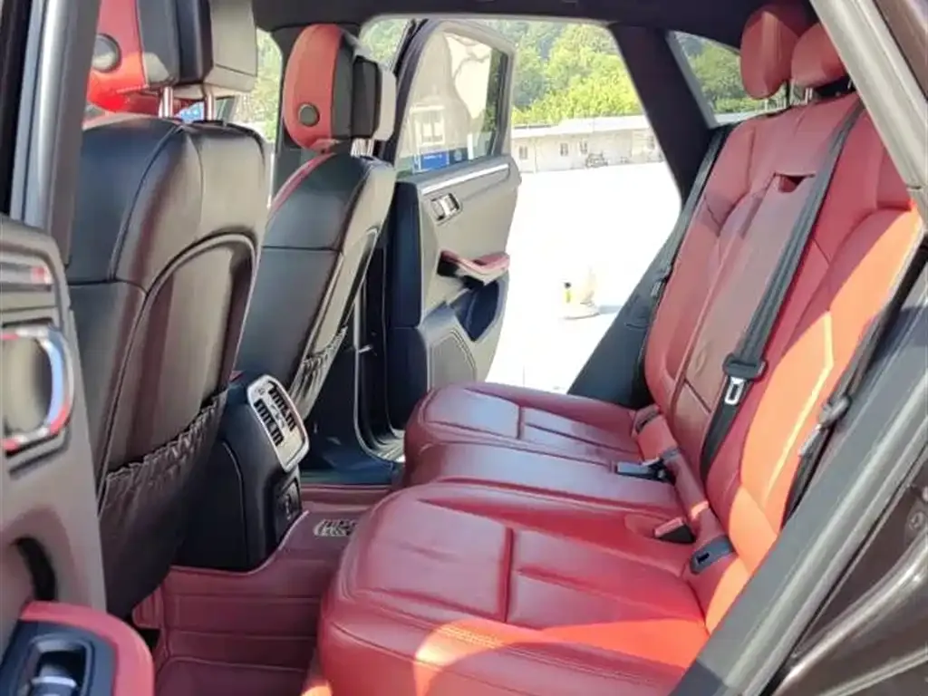 Porsche Macan 2021 из CN, фото 2