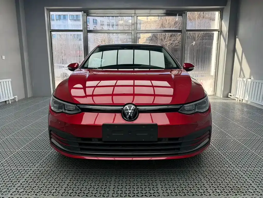Volkswagen Golf 2022 из CN, фото 3