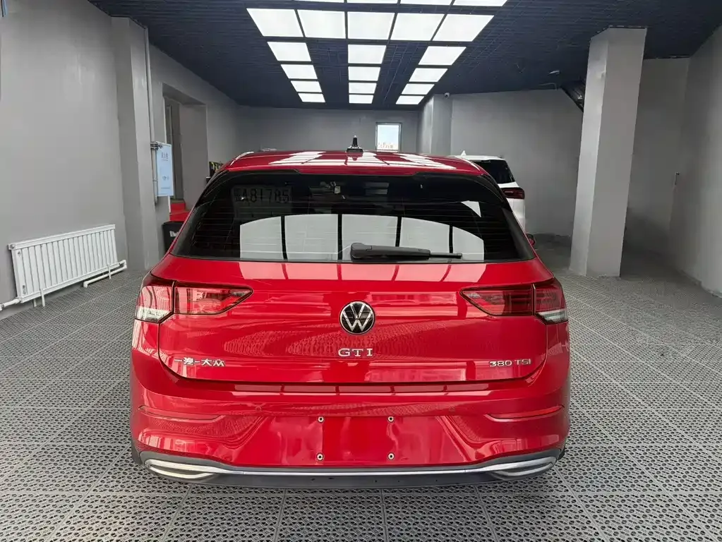 Volkswagen Golf 2022 из CN, фото 5