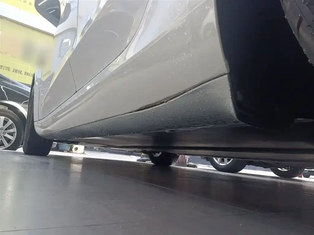 Tesla Model 3 — фото 4