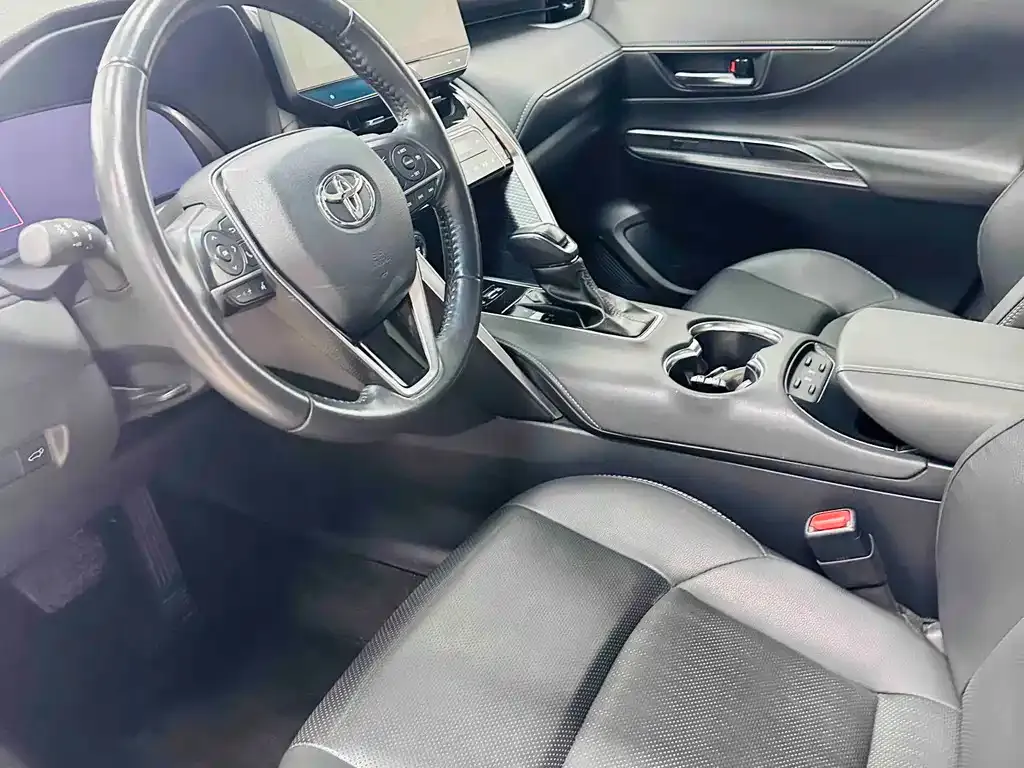 Toyota Venza 2024 из CN, фото 6