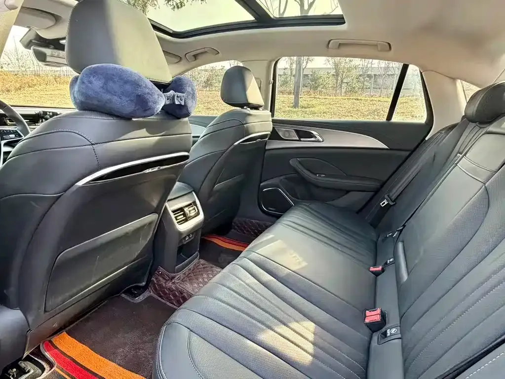 Hongqi H5 2024 из CN, фото 6