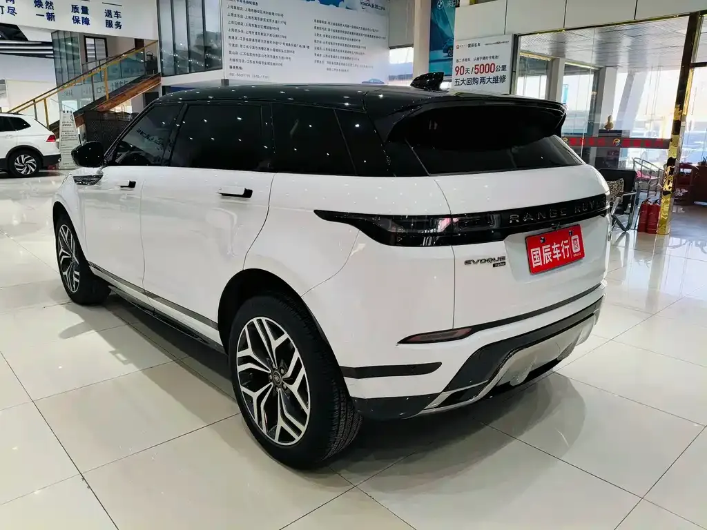 Land Rover Evoque — фото 6