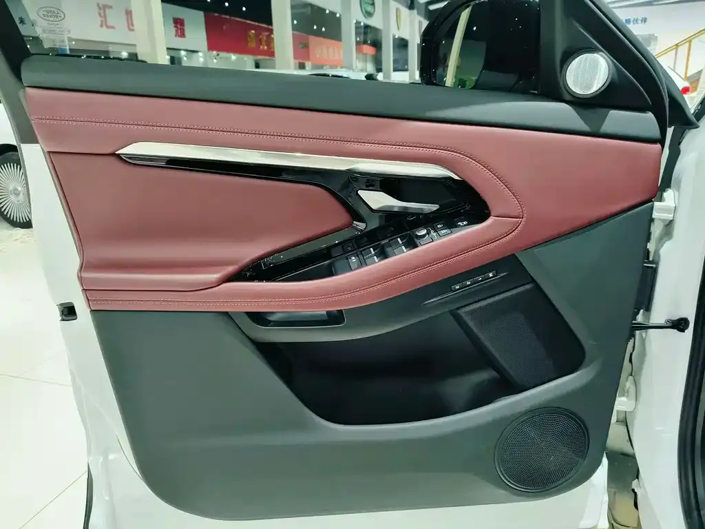 Land Rover Evoque — фото 3