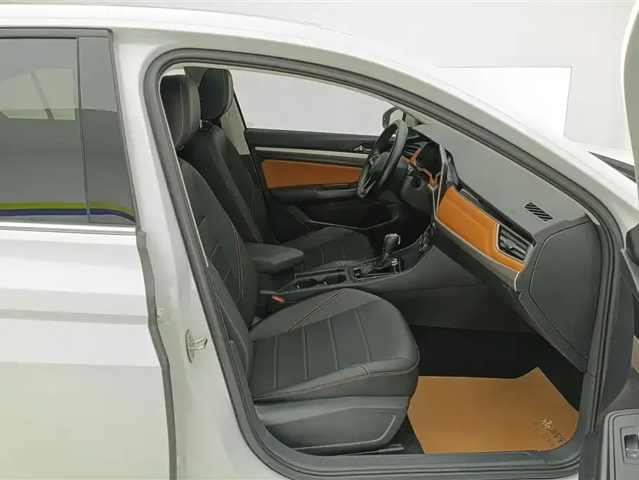 Volkswagen Bora 2022 из CN, фото 8