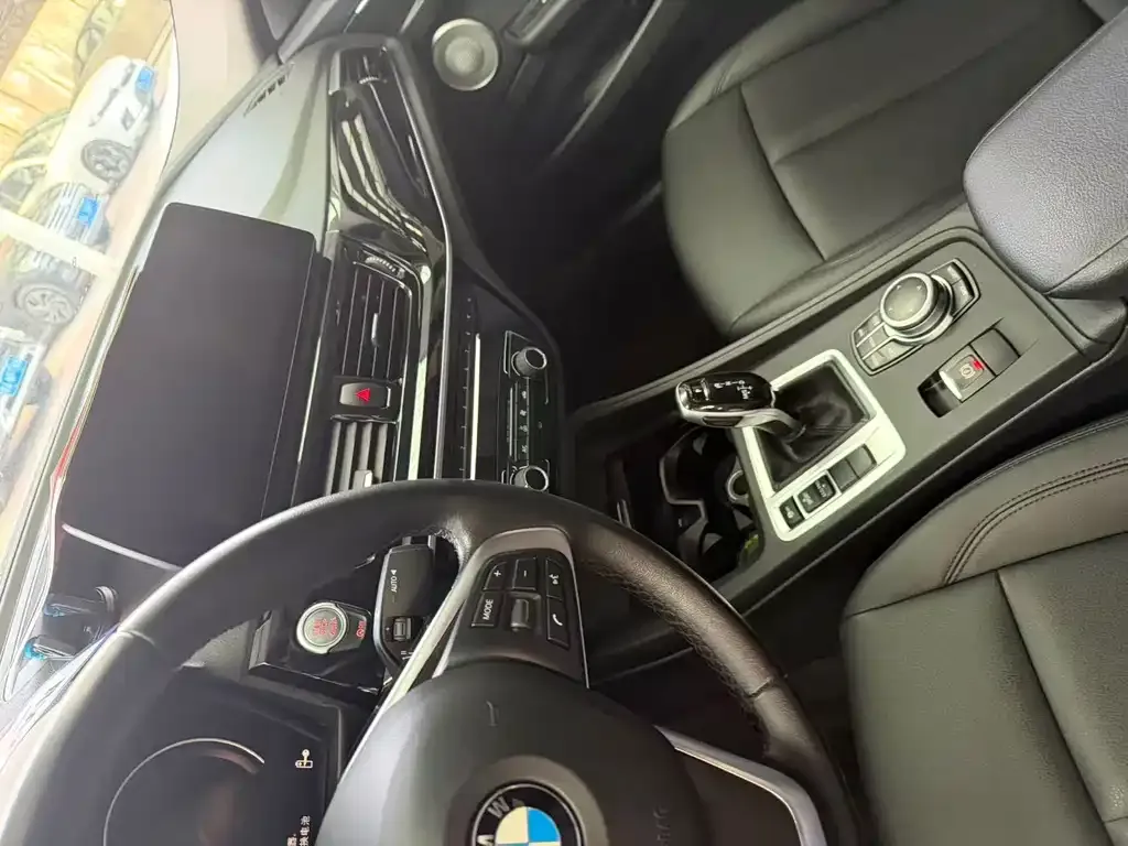 BMW 1 Series 2021 из CN, фото 4