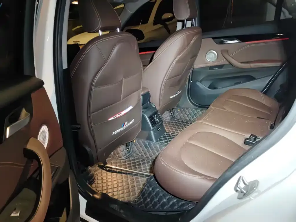 BMW X1 2023 из CN, фото 6