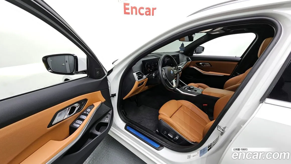 BMW 3-Series 2023 из KR, фото 8