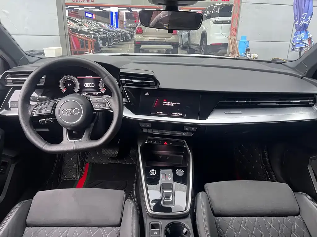 Audi A3 2024 из CN, фото 7