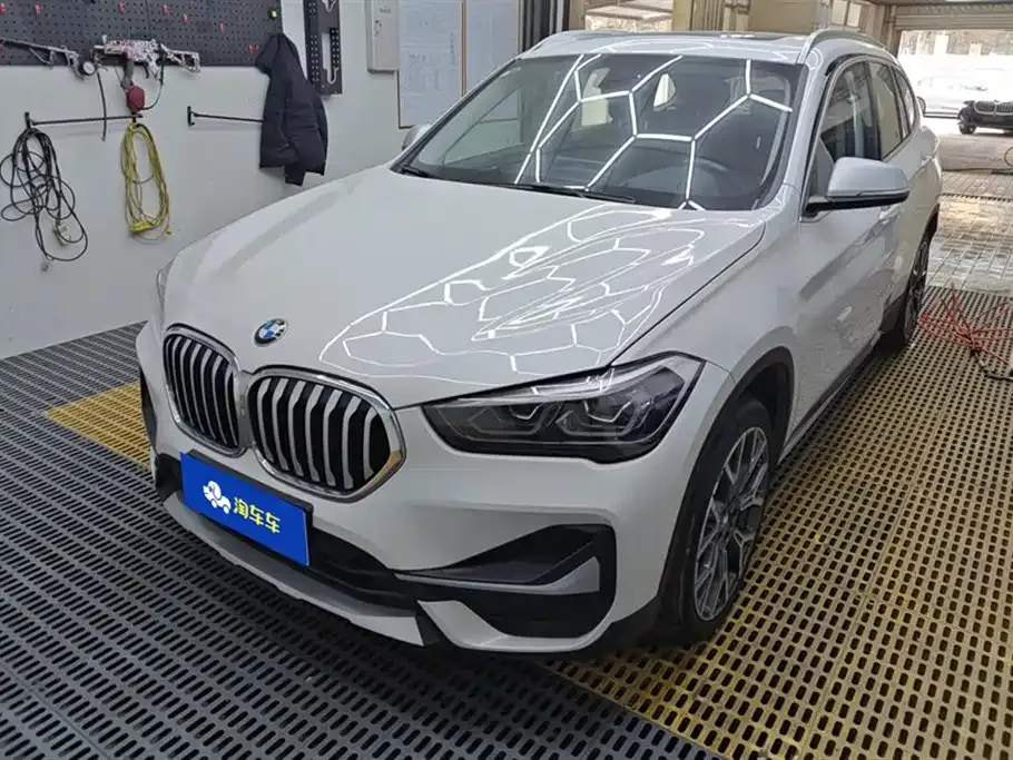 BMW X1 2021 из CN, фото 1