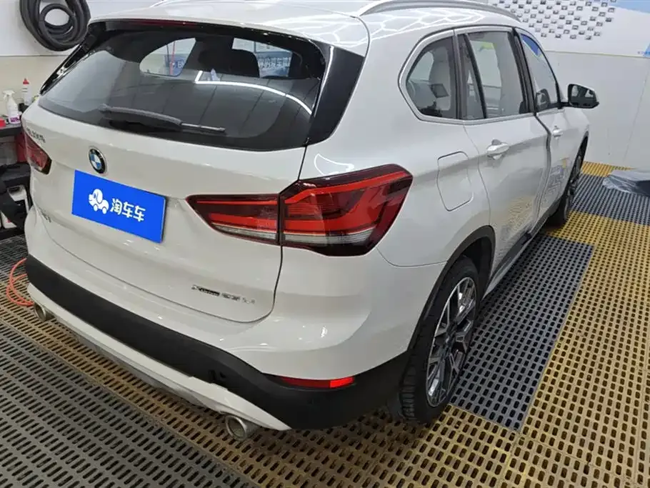 BMW X1 2021 из CN, фото 3