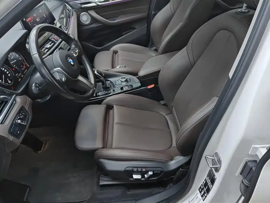 BMW X1 2021 из CN, фото 9