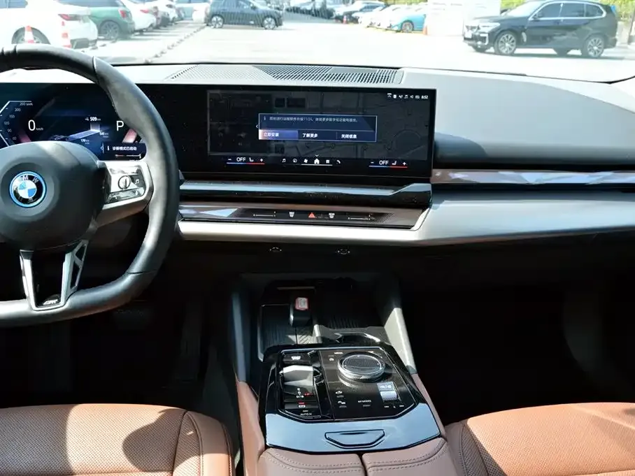 BMW i5 2025 из CN, фото 3