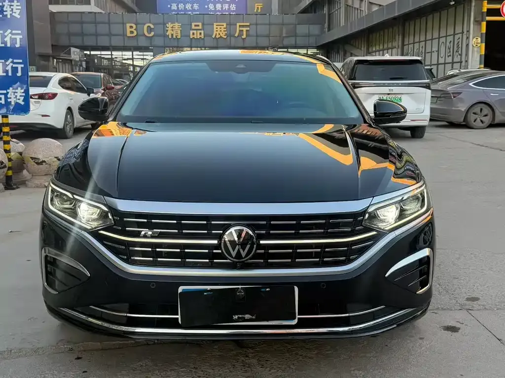 Volkswagen Passat 2024 из CN, фото 8