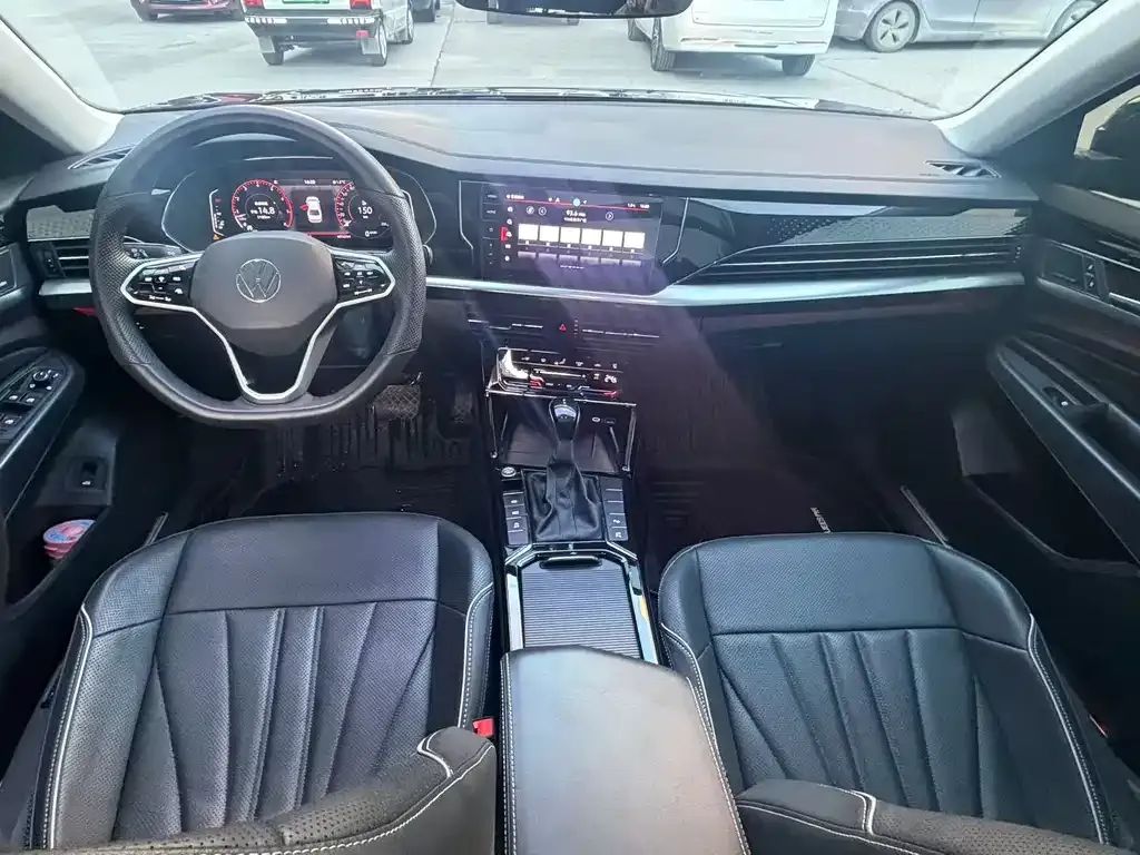Volkswagen Passat 2024 из CN, фото 4