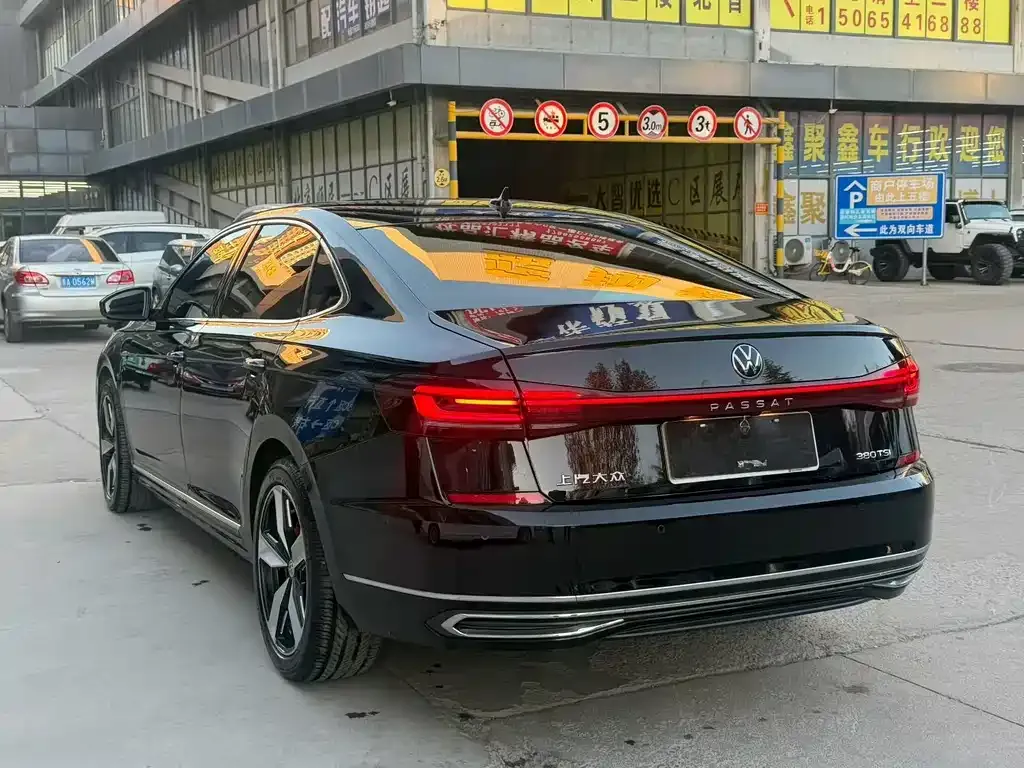 Volkswagen Passat 2024 из CN, фото 5