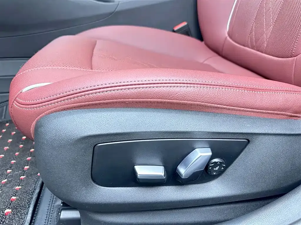 BMW 5 Series New Energy — фото 8