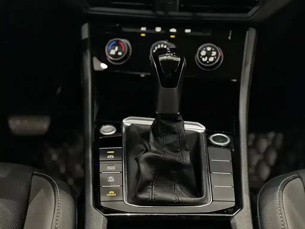 Volkswagen Sagitar 2021 из CN, фото 3