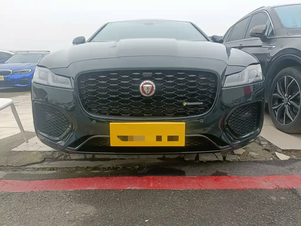 Jaguar XFL 2022 из CN, фото 10