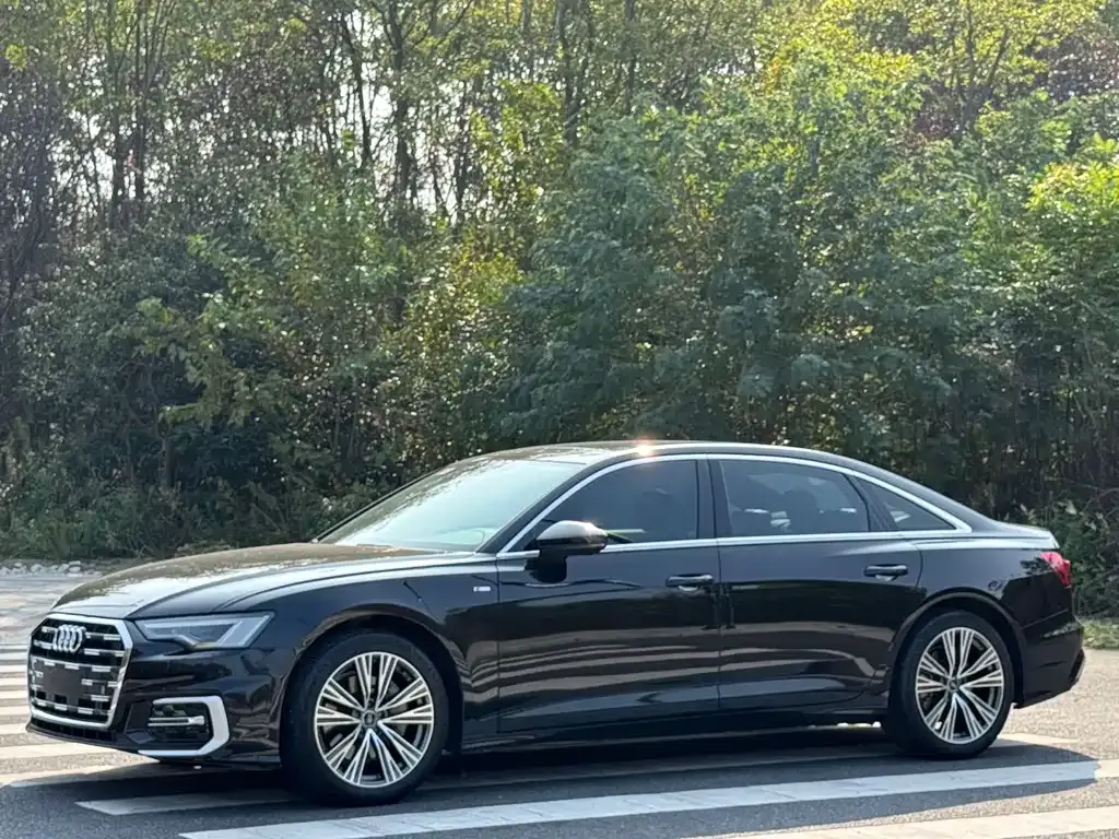 Audi A6L 2021 из CN, фото 1