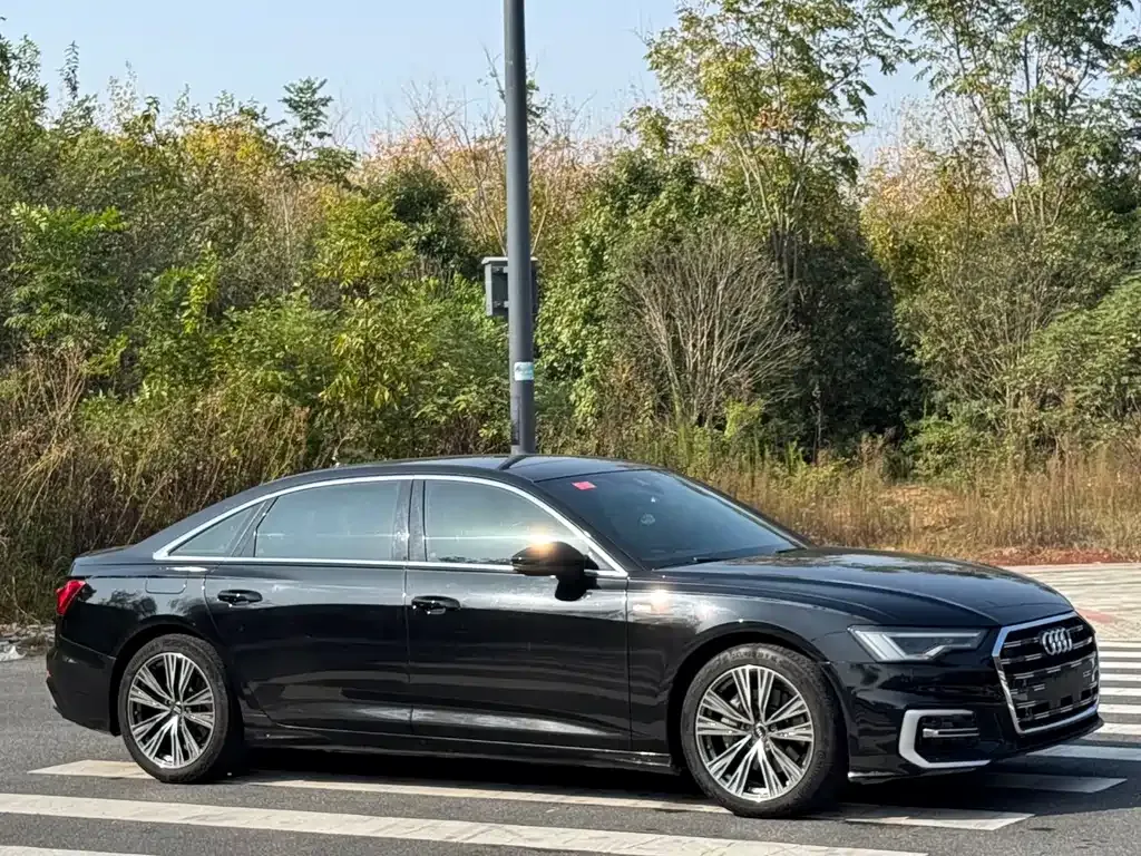 Audi A6L 2021 из CN, фото 9