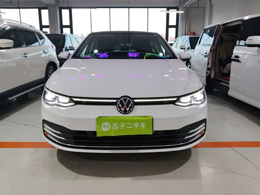 Volkswagen Golf 2022 из CN, фото 3