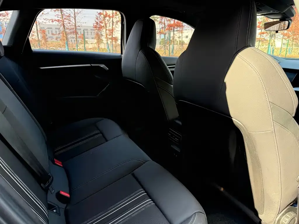 Audi A3 2021 из CN, фото 6