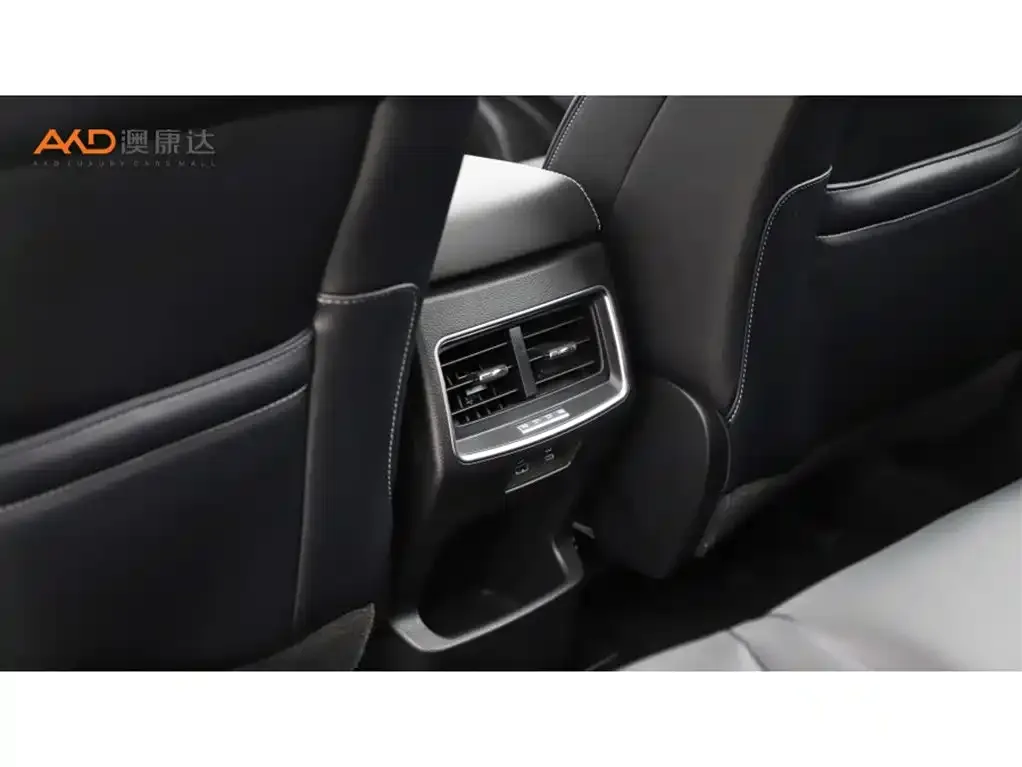 Ford Edge — фото 8