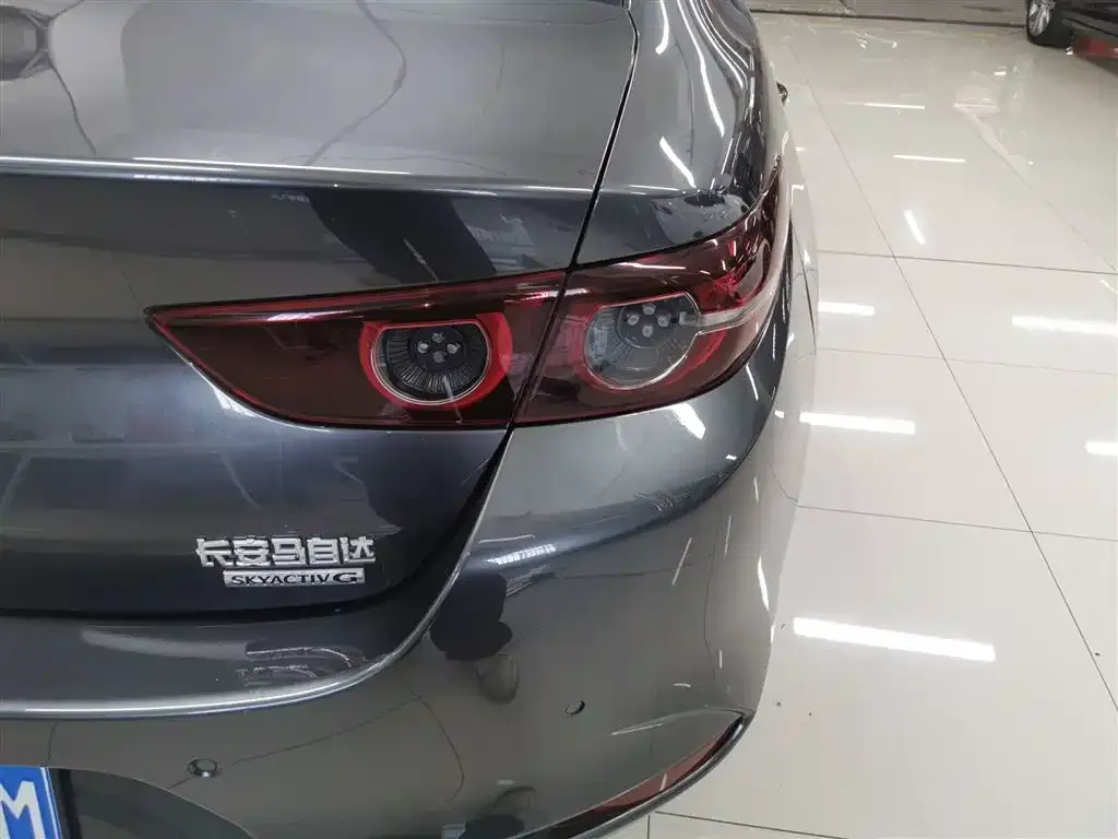 Mazda 3 Axela 2023 из CN, фото 8