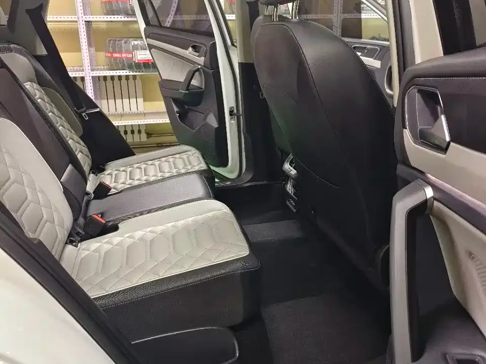 Volkswagen Tayron 2023 из CN, фото 7