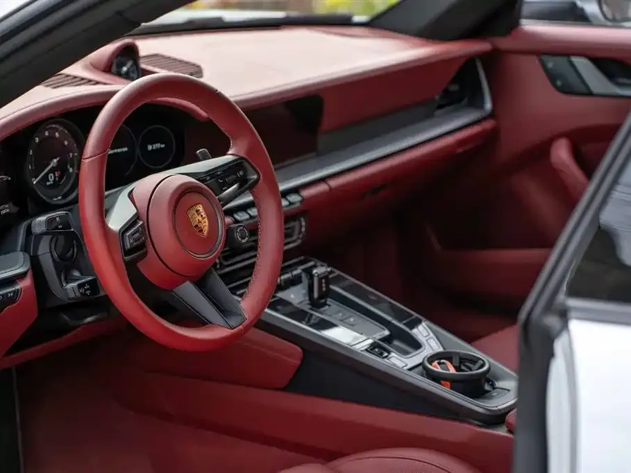 Porsche 911 2023 из CN, фото 7