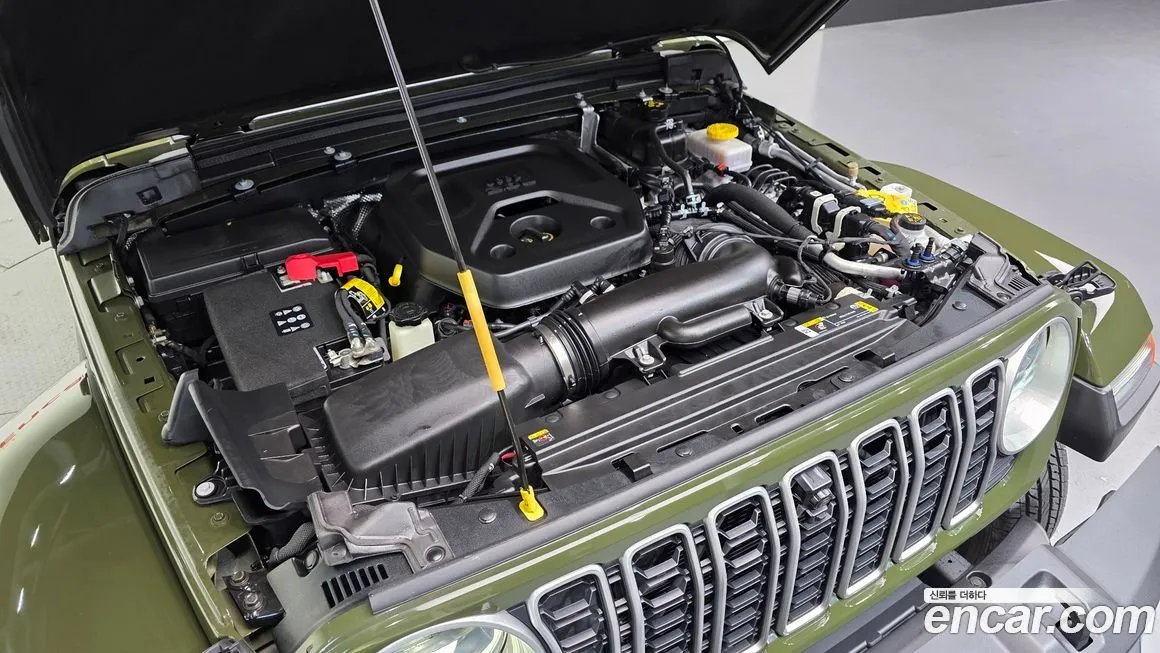 Jeep Wrangler 2024 из KR, фото 8